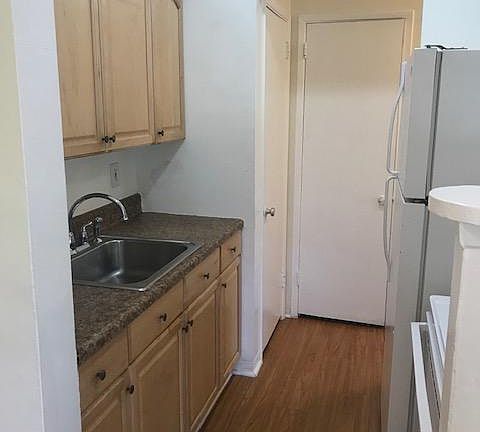 5th image of 670 NE 122nd St APT 1