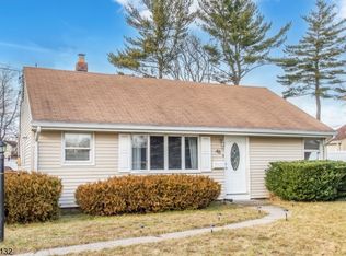 48 Leonard Ter, Wayne, NJ 07470