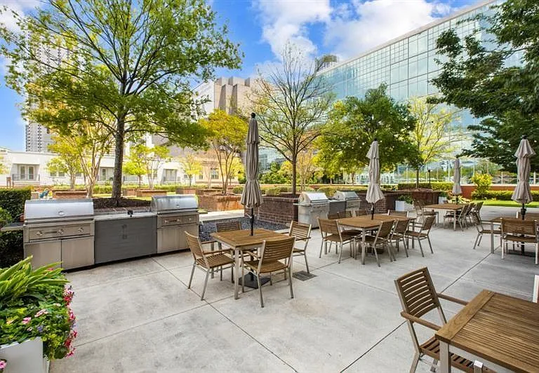 285 Centennial Olympic Park Dr NW #1108 — Photo 27