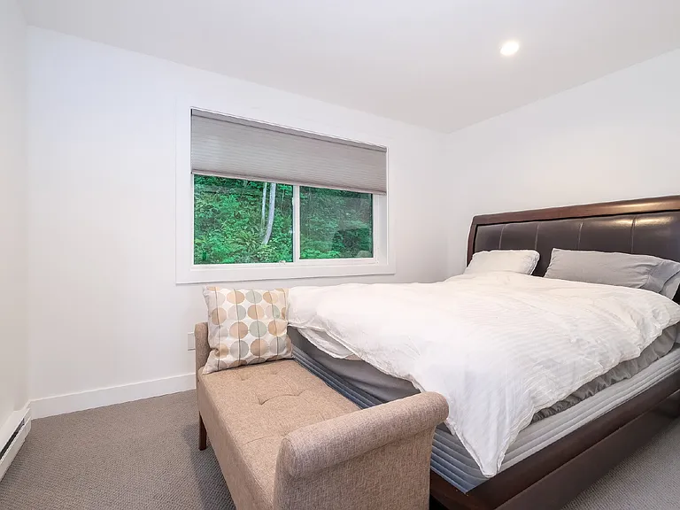 1639 Harbor Ave SW #301 — Photo 13