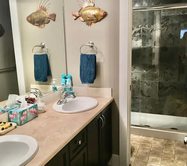 Full bathroom