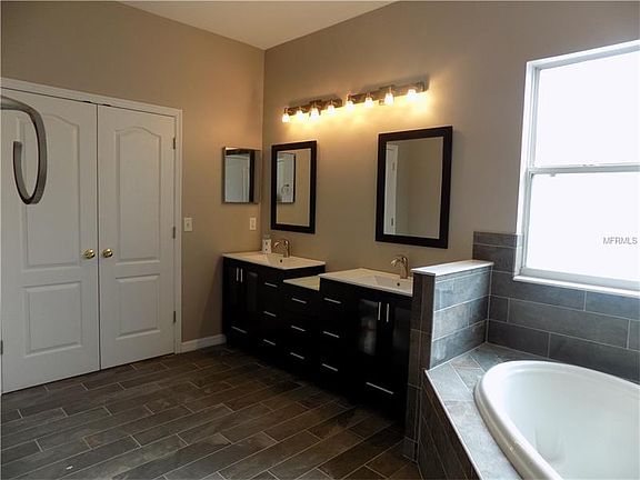 4th image of 2651 Monaco Cove Cir