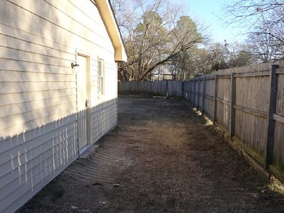 2nd image of 4708 Sunshine Dr