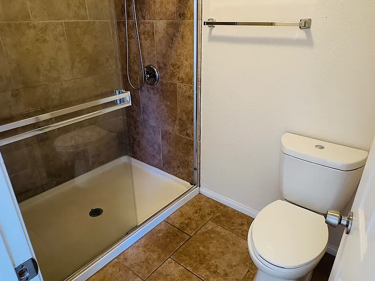 44035 Rodin Ave — Photo 23
