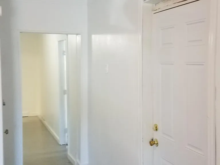 135 N 5th St — Photo 5