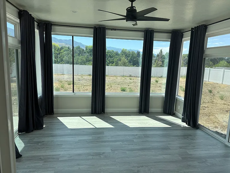482 E Canyon Rim Rd — Photo 8