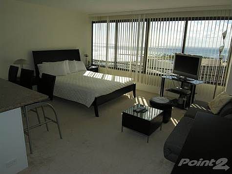 O6 DB2720 Living Area