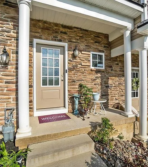 1419 Black Forest Dr — Photo 3
