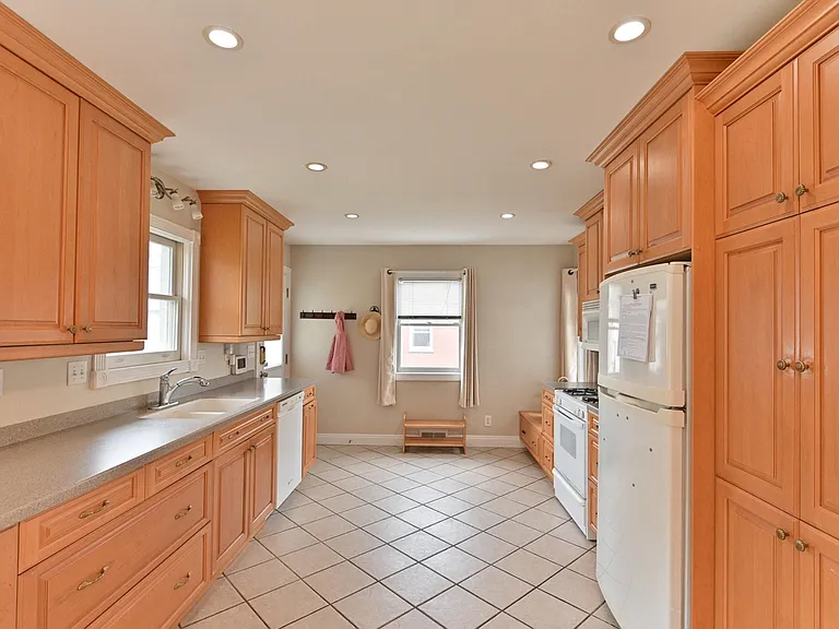 2810 Alice Ave — Photo 26