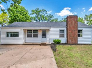 1040 N Baltimore Ave, Derby, KS 67037