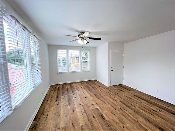 5th image of 6201 Fountain Ave #44-208