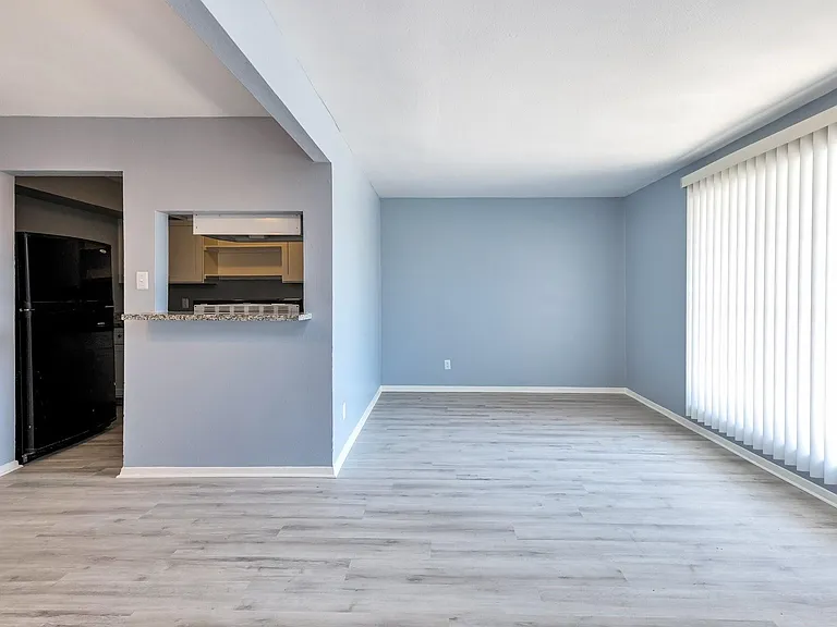 3040 Golfcrest Blvd #10 — Photo 3