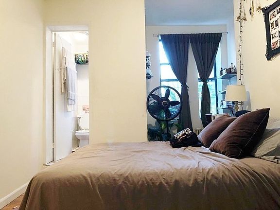 3rd image of 106 E 7th St APT 5W