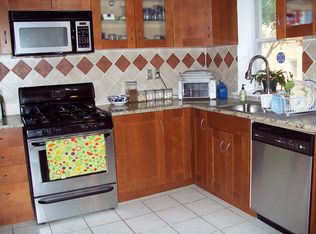 465 Arborway APT 16, Boston, MA 02130