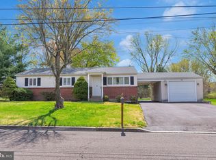 140 Cardinal Rd, Chalfont, PA 18914