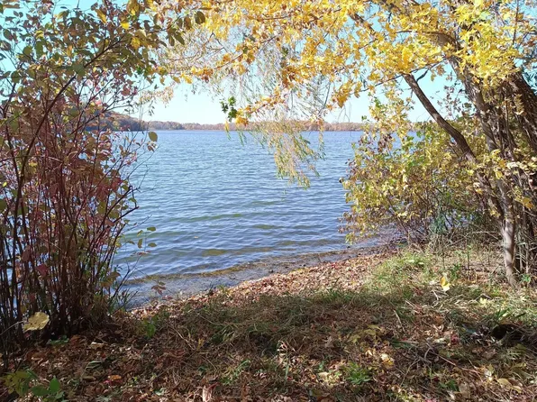 21980 Lind Trl, Waterville, MN 56096