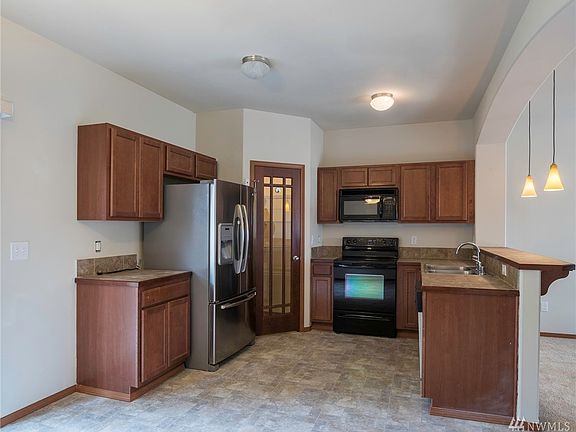 3rd image of 8533 83rd St NE
