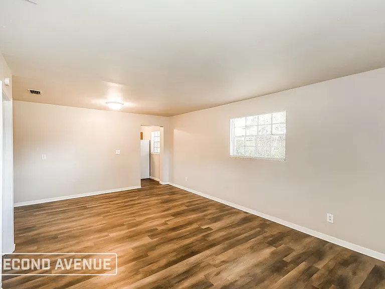 1123 De Paul Dr — Photo 8