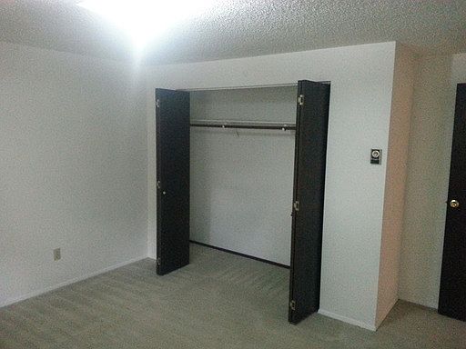 4th image of 12804 NE 84th St