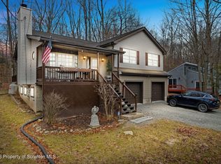 157 Magnolia Dr, Gouldsboro, PA 18424