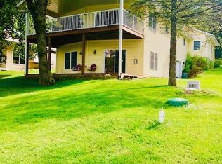 124 Center Point Dr, Montezuma, IA 50171