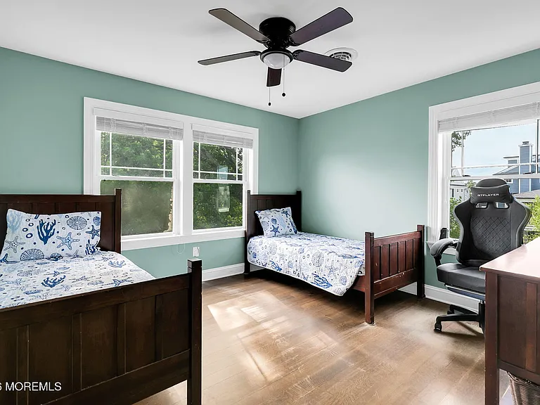 3 Monmouth Pl — Photo 28
