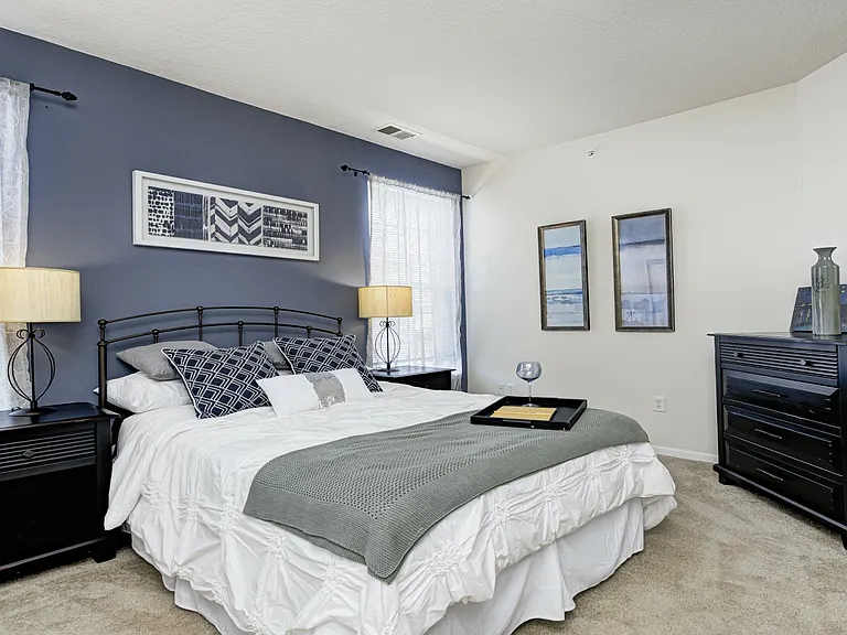 StoneBridge Luxury Apartment Homes — Photo 6