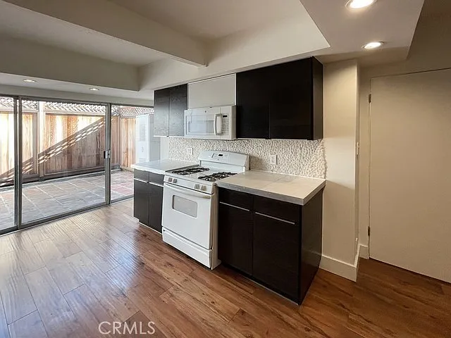 4040 Grand View Blvd #19 — Photo 7