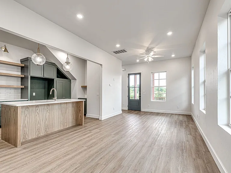 29595 E Ridge Rd #B — Photo 11