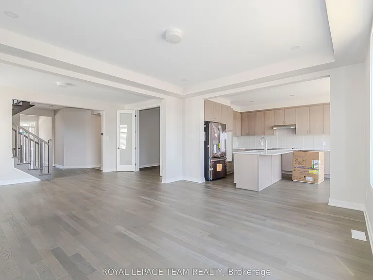 475 Meynell Rd — Photo 17