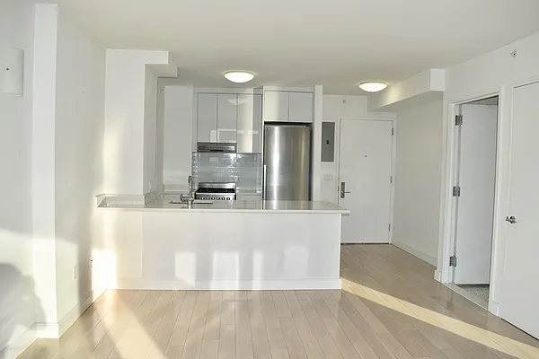 Rented by Compass | media 11