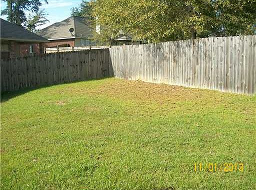 3rd image of 13653 Lawton Ln