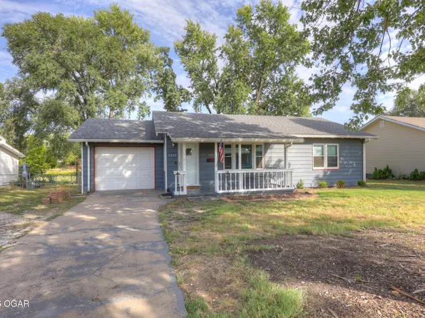 1329 New Hampshire Ave, Joplin, MO 64801