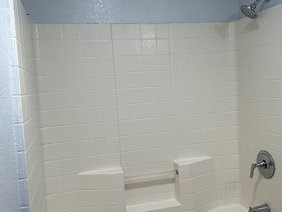3rd image of 6055 Arcaro Dr