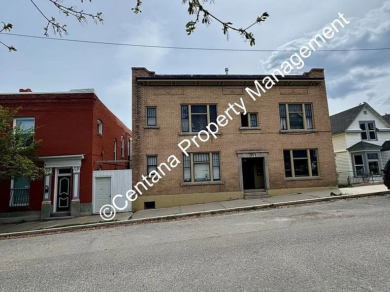 808-814 W. Broadway — Photo 1