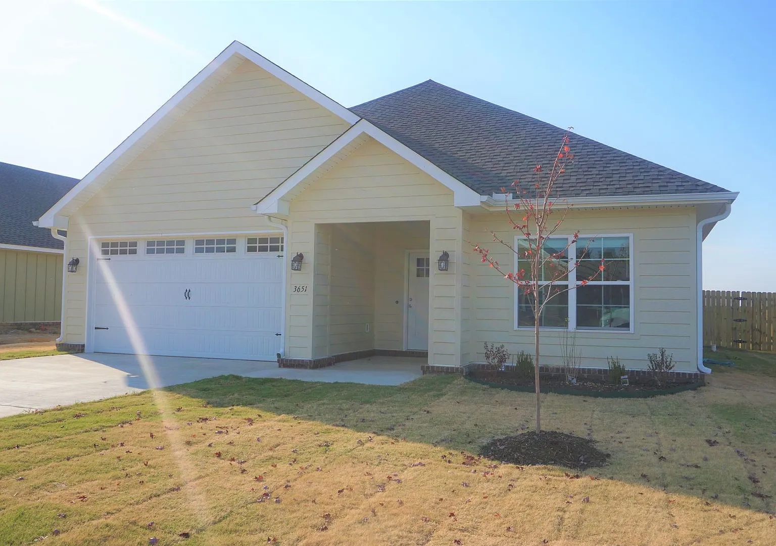 3 Bedroom, 2 Bath Home with Privacy Fence located in Valley View MAY 2025 — Photo 1