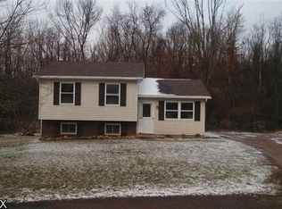 62283 Forestview Dr, Cambridge, OH 43725