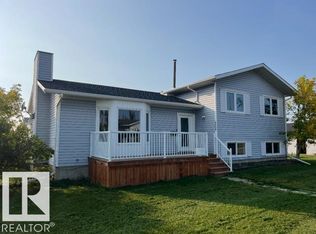 6002 52nd Ave, Cold Lake, AB T9M1T4