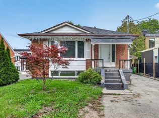 1197 Pharmacy Ave, Toronto, ON M1R 2H5