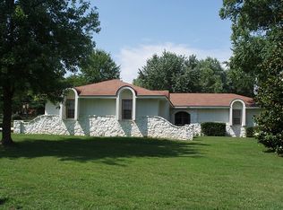 1651 E Carleton St, Springfield, MO 65804