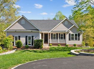 267 Starcrest Rd, Charlottesville, VA 22902