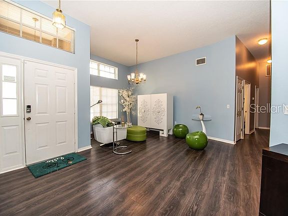 3rd image of 6206 Butternut Dr