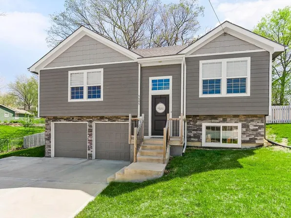 5405 N Broadway St, Kansas City, MO 64118