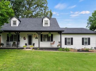 4390 Conwhey Ct SW, Smyrna, GA 30082