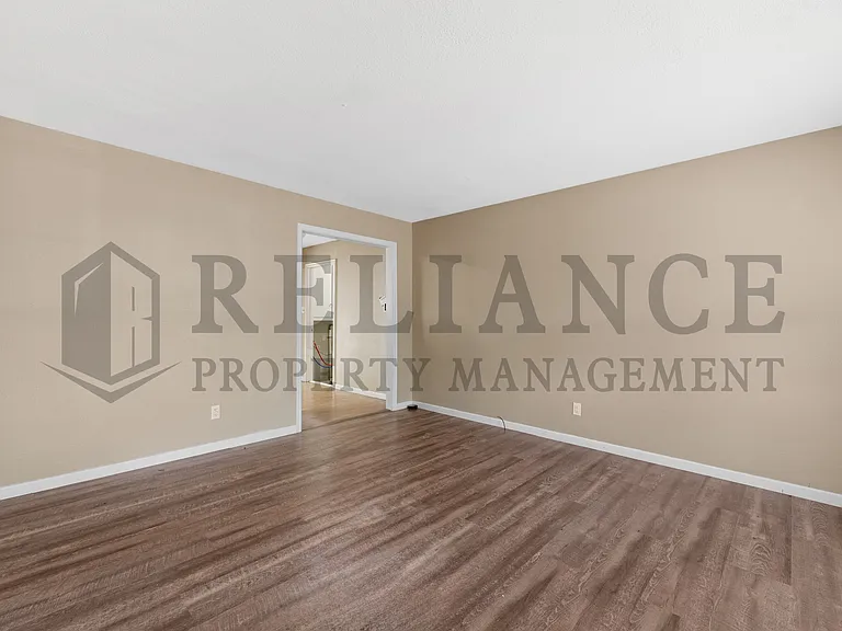 731 S Apache Dr — Photo 6