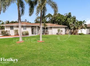 32 W Palm Ave, Lake Worth, FL 33467