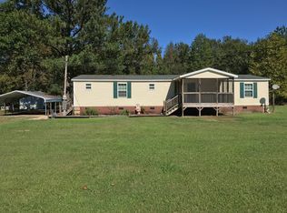 915 Woodruff Rd, Selma, NC 27576