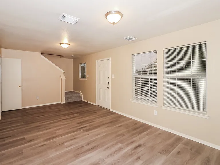 20624 Patriot Park Ln — Photo 5