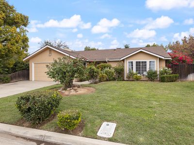 6082 N Barcus Ave, Fresno, CA, 93722