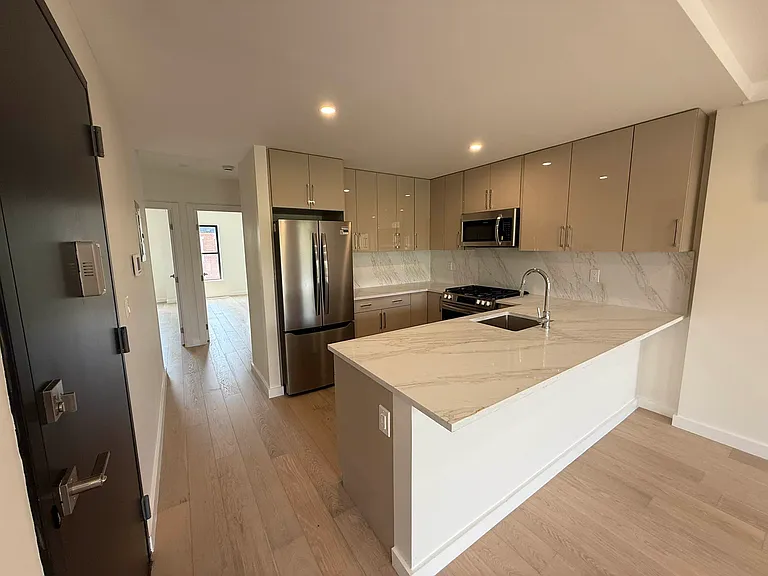 121 President St #4 — Photo 8